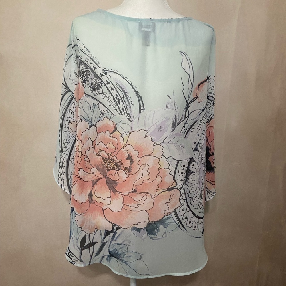Chico's S/M semi sheer floral print oversized batwing overlay blouse EUC - Picture 3 of 6